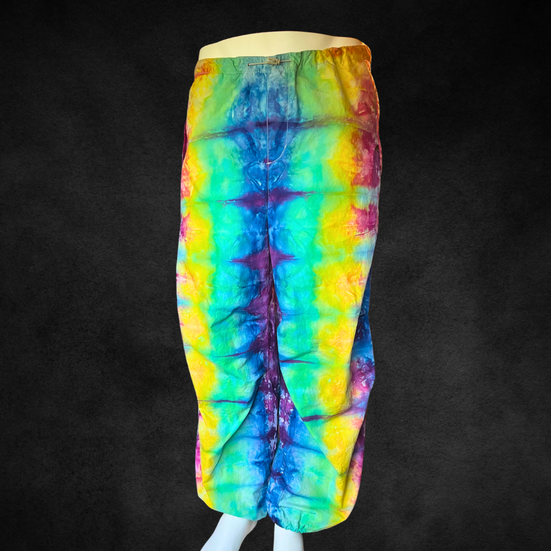 Small tie dye parachute pants