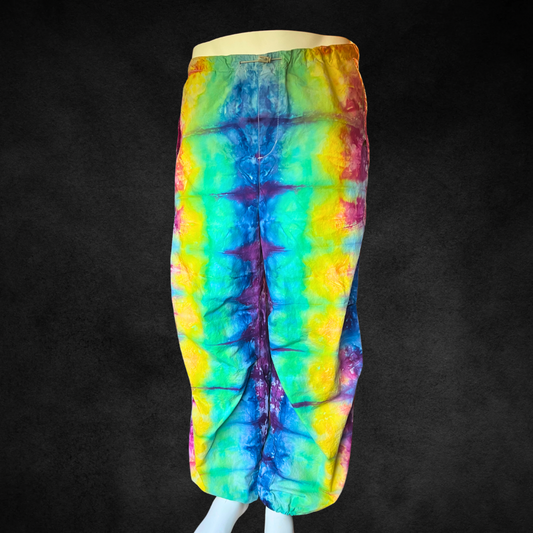 Small tie dye parachute pants