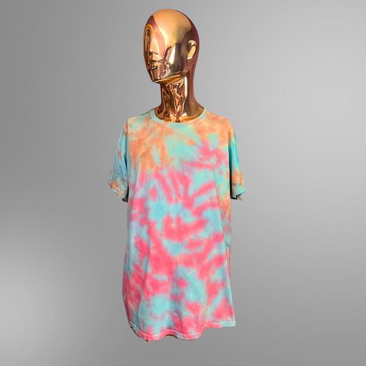 2 XL tie dye T-shirt